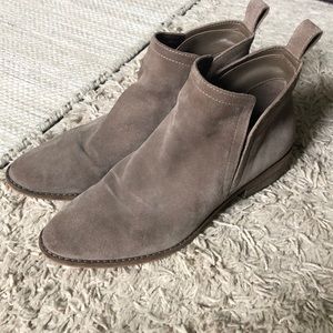 Dolce Vita Tessey Booties